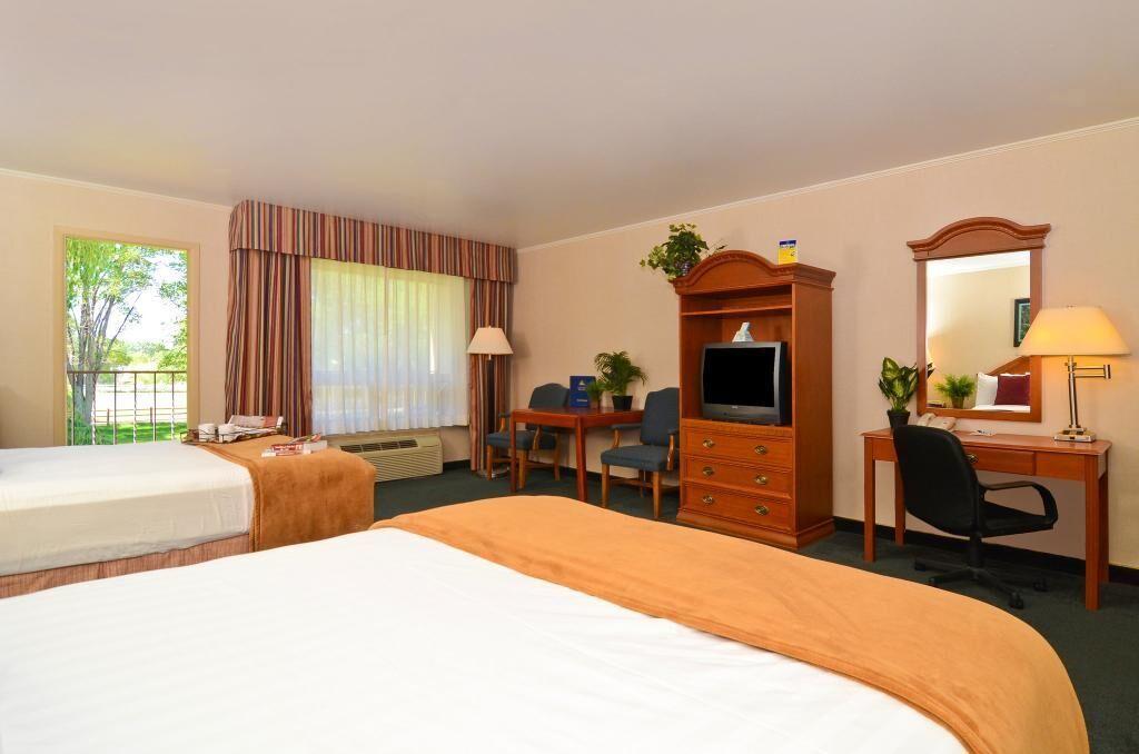 Red Arrow Inn & Suites, A Travelodge By Wyndham Montrose Exterior foto
